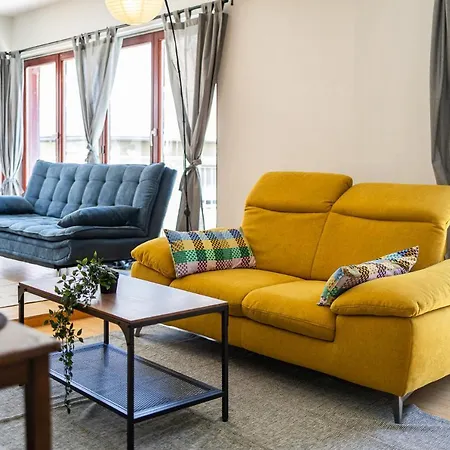 Center Penthouse - Huge Terrace And Free Parking - Tram/metro - Ac * בודפשט