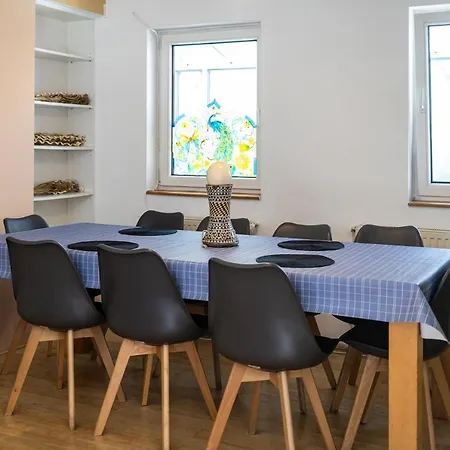 Center Penthouse - Huge Terrace And Free Parking - Tram/metro - Ac בודפשט