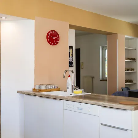 Center Penthouse - Huge Terrace And Free Parking - Tram/metro - Ac דירה