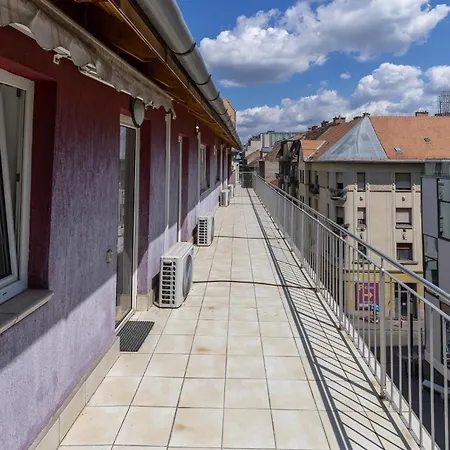 דירה Center Penthouse - Huge Terrace And Free Parking - Tram/metro - Ac *