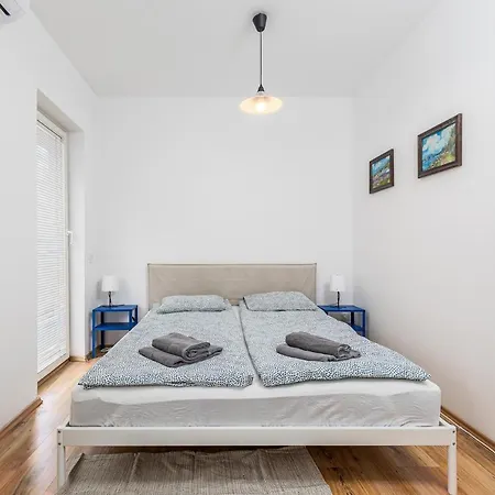 Center Penthouse - Huge Terrace And Free Parking - Tram/metro - Ac * Budapeszt
