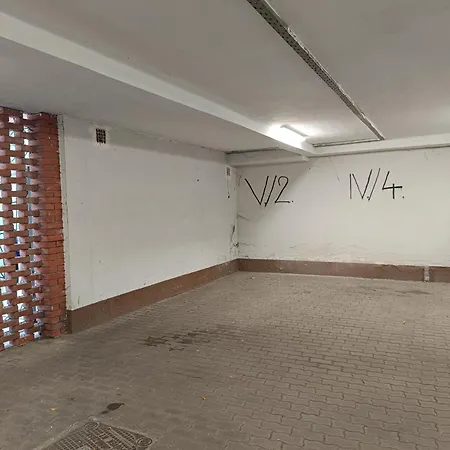 Center Penthouse - Huge Terrace And Free Parking - Tram/metro - Ac *